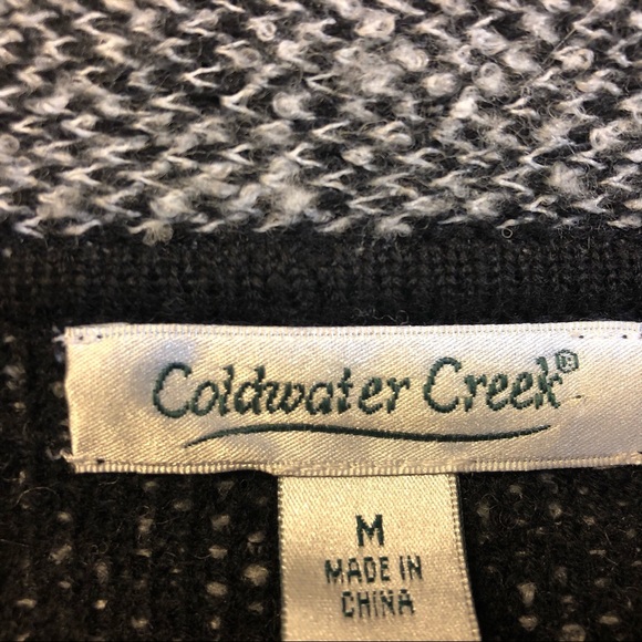 Sweater with embroidered detail - Picture 10 of 11